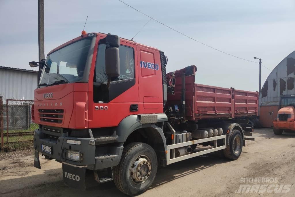 Iveco Trakker 380 Pašizgāzējs