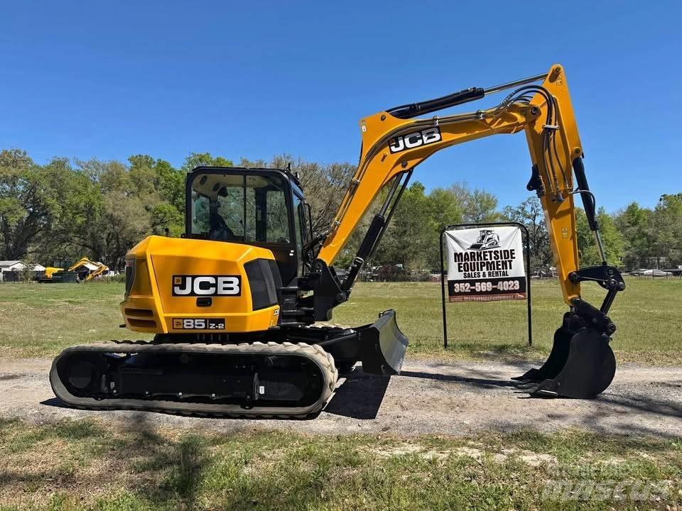JCB 85 Z-2 Kāpurķēžu ekskavatori