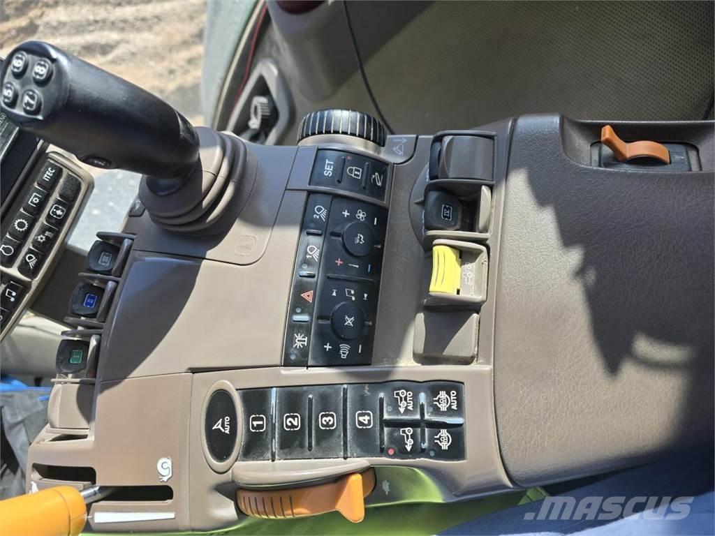John Deere 8370R Traktori