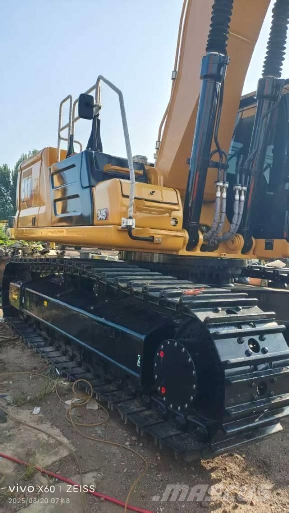 CAT 345 Kāpurķēžu ekskavatori