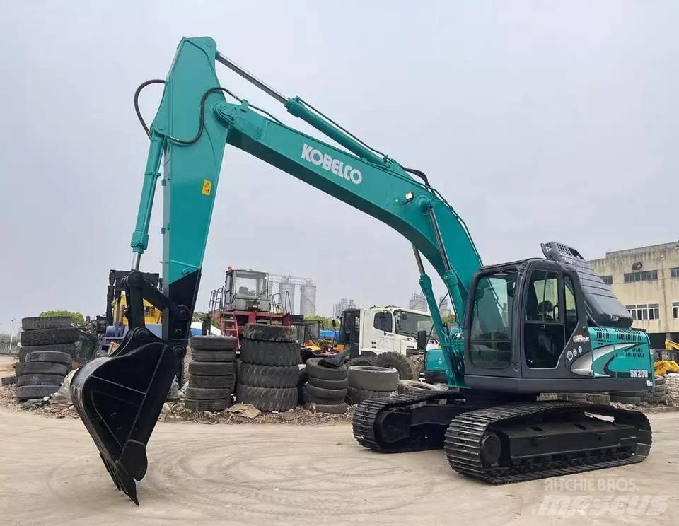 Kobelco SK 200 Kāpurķēžu ekskavatori