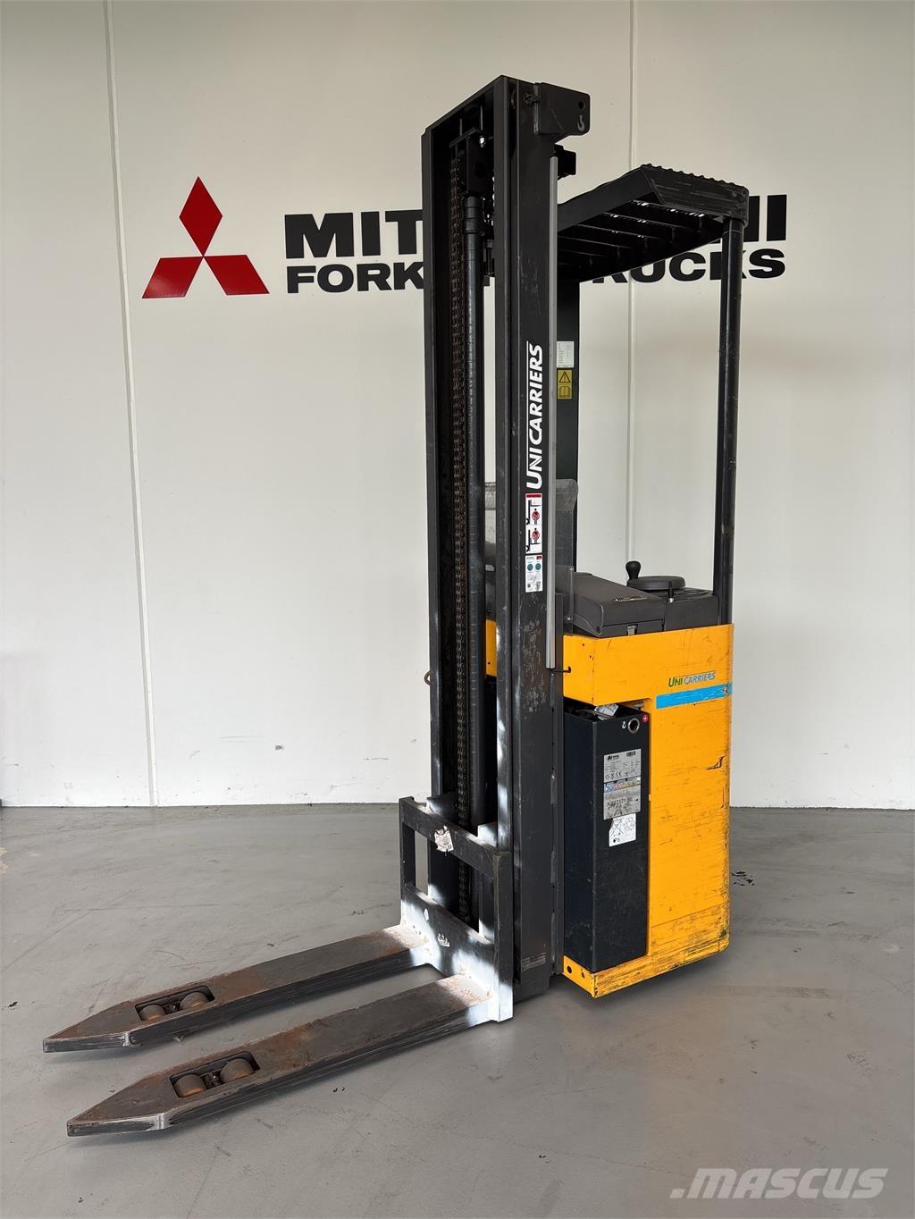 Atlet A160 Pašgājēji krautnētāji