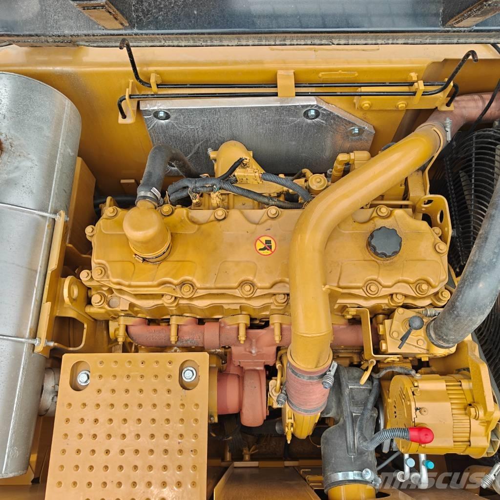 CAT 329 D Kāpurķēžu ekskavatori