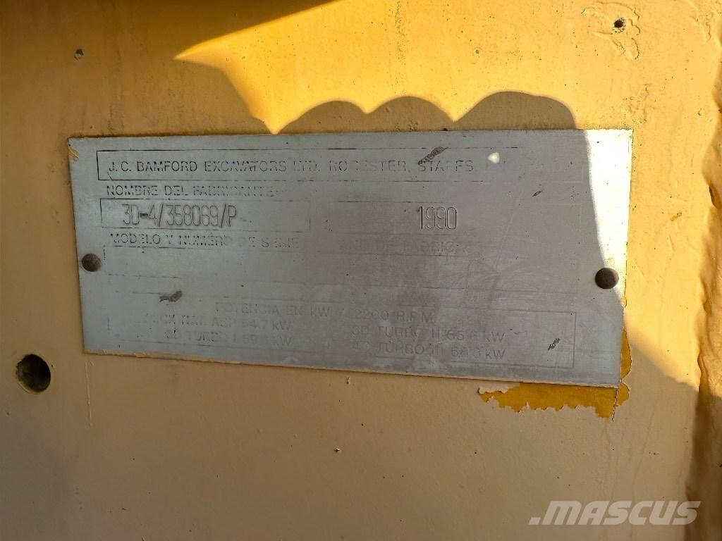 JCB 3 D Ekskavatori-iekrāvēji