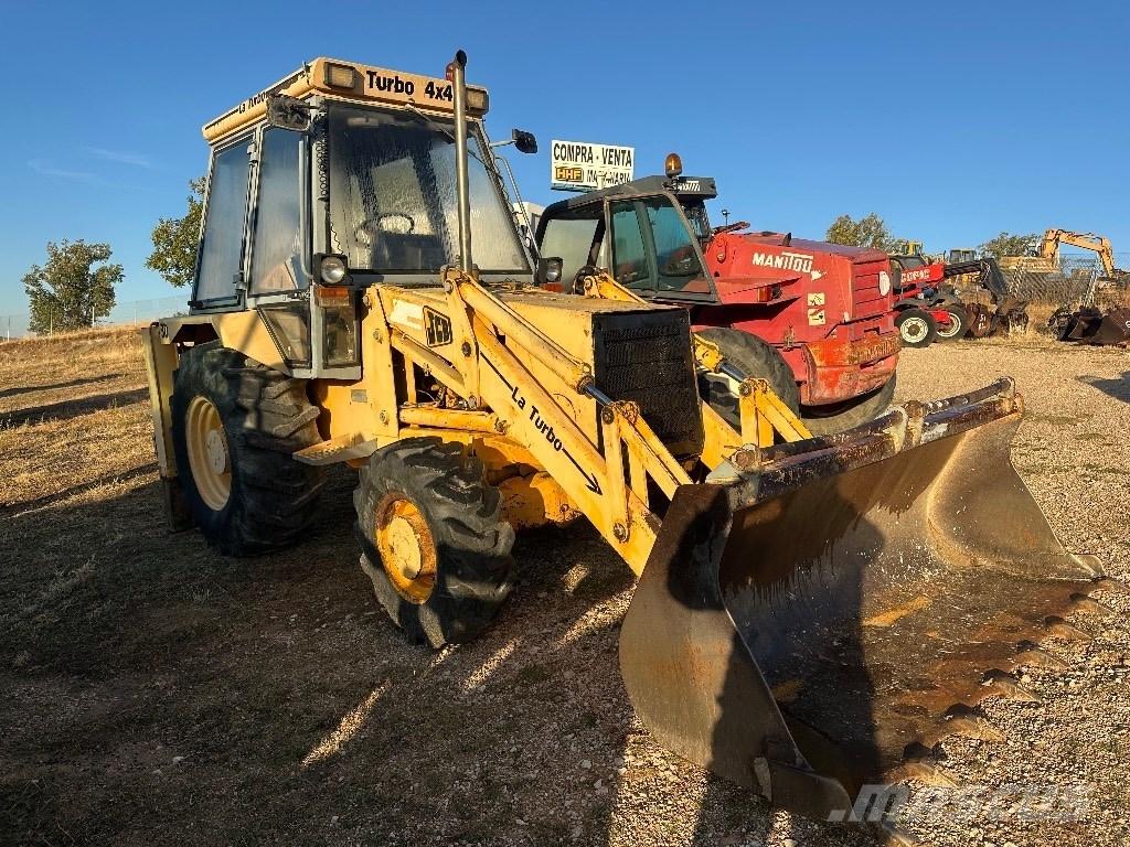 JCB 3 D Ekskavatori-iekrāvēji