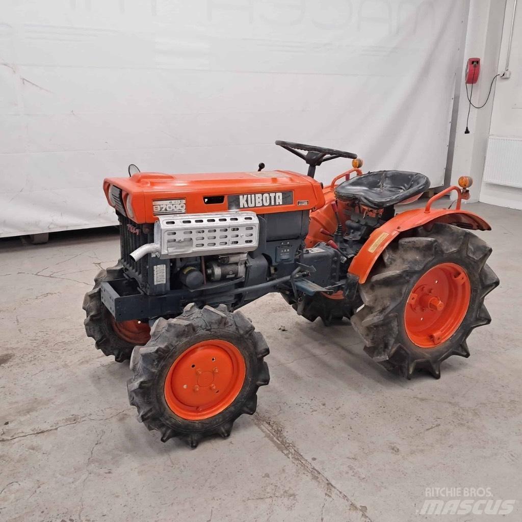 Kubota B 7000 Traktori