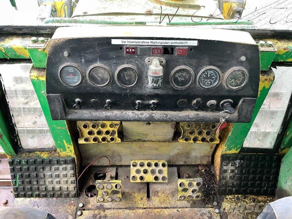 Hanomag D 600 D Kāpurķēžu buldozeri