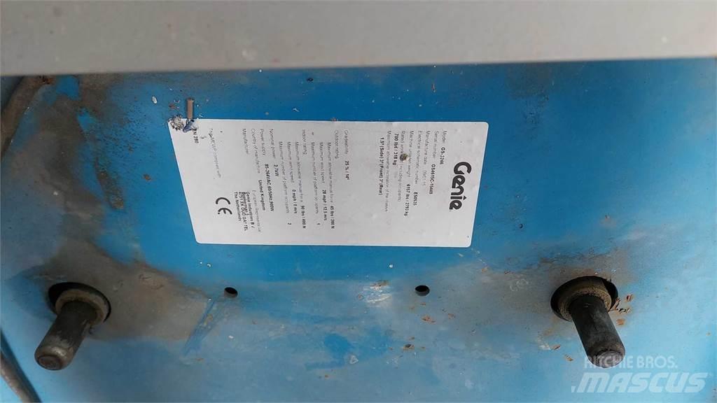 Genie GS3246 Šķerveida pacēlāji