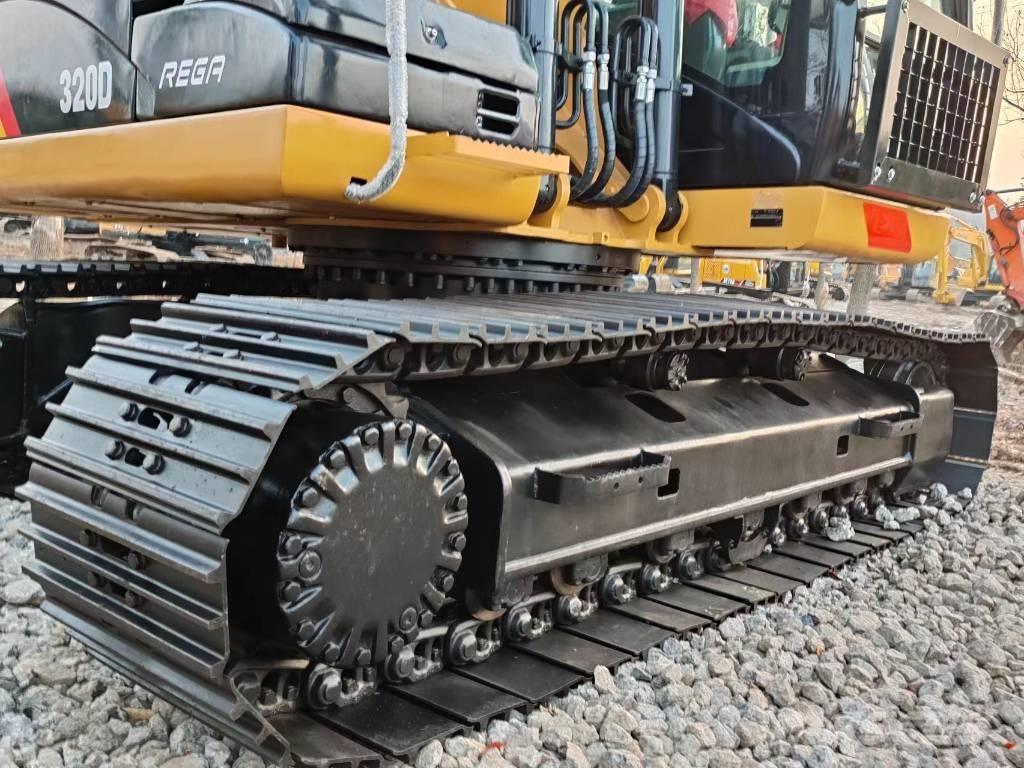 CAT 320 D Kāpurķēžu ekskavatori