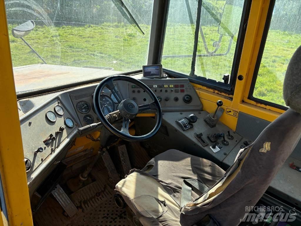 Volvo BM A 25 C Artikulētie pašizgāzēji