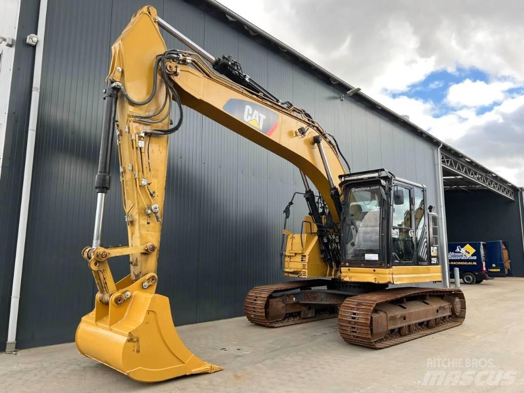 CAT 325F LCR Kāpurķēžu ekskavatori