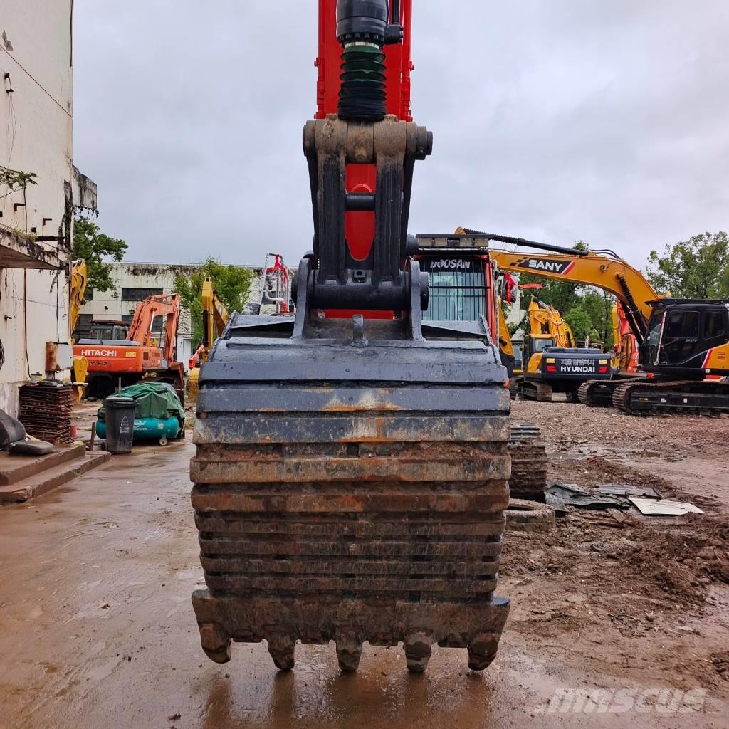 Doosan DX 340 LC Kāpurķēžu ekskavatori