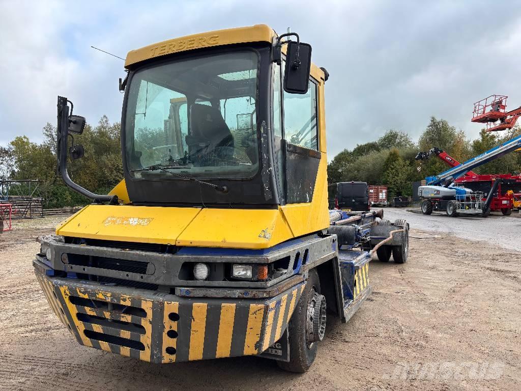 Terberg 115 Terminālie traktori