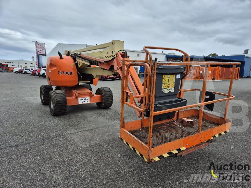 JLG 450 AJ II Strēles pacēlāji
