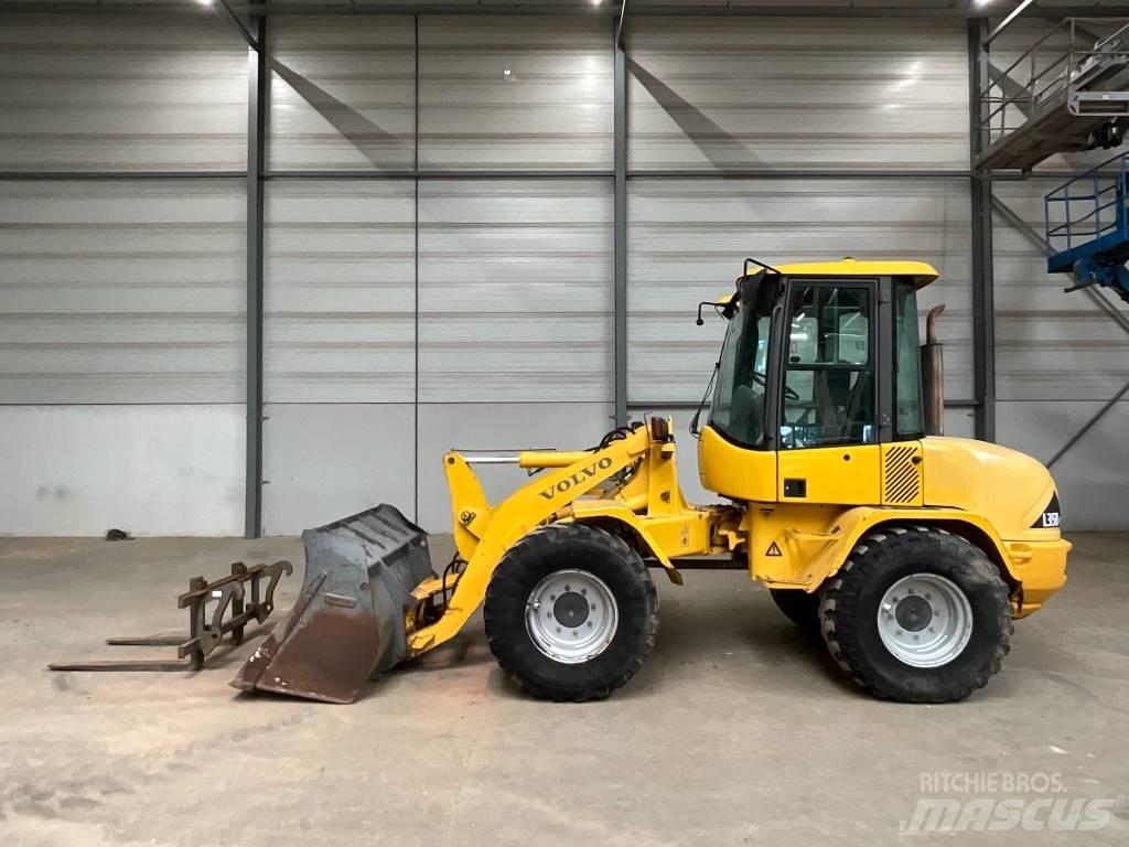 Volvo L 35 B-Z Iekrāvēji uz riteņiem