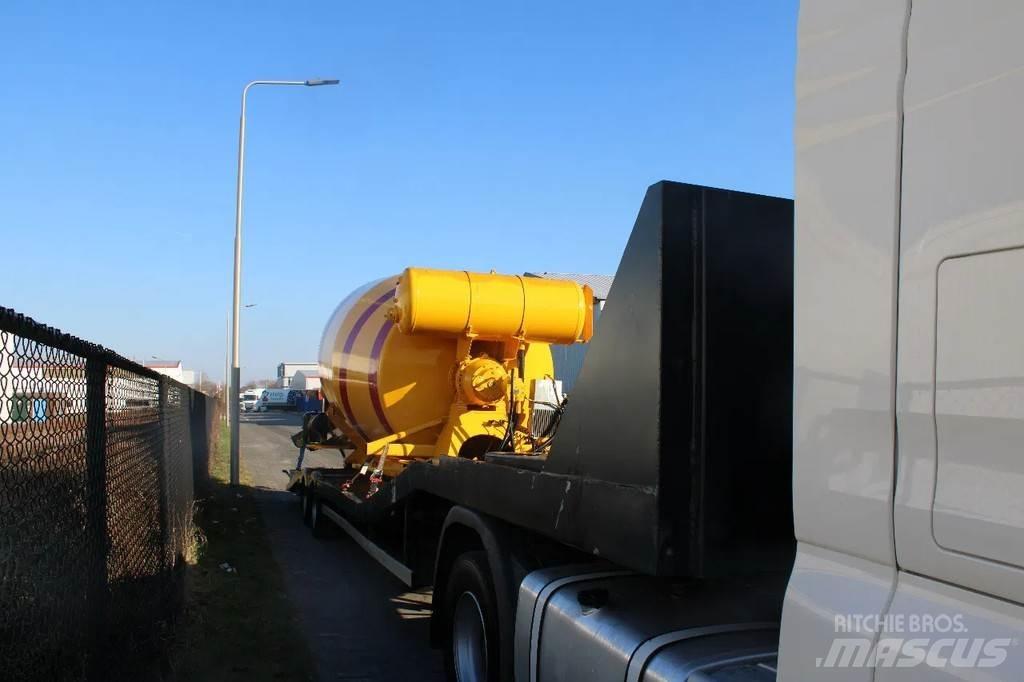 Fliegl 2 AXEL Zemie treileri