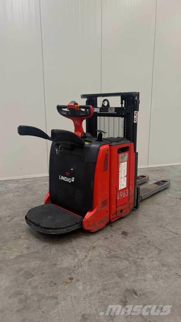 Linde D12AP Pašgājēji krautnētāji