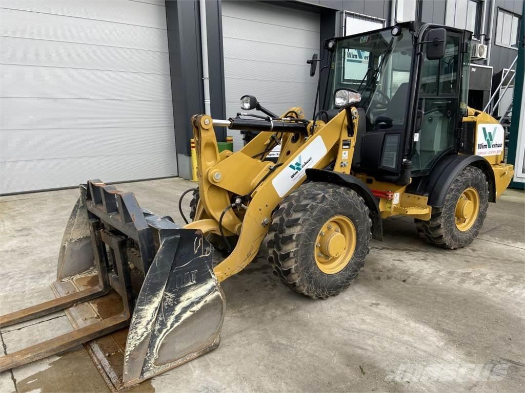 CAT 906M (7164) Multifunkcionālie iekrāvēji