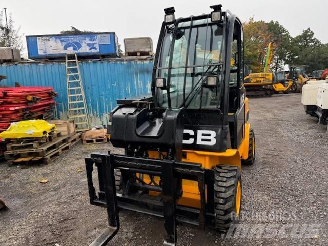 JCB T 35 Teleskopiskie manipulatori