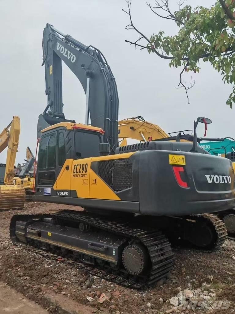 Volvo 290D Kāpurķēžu ekskavatori
