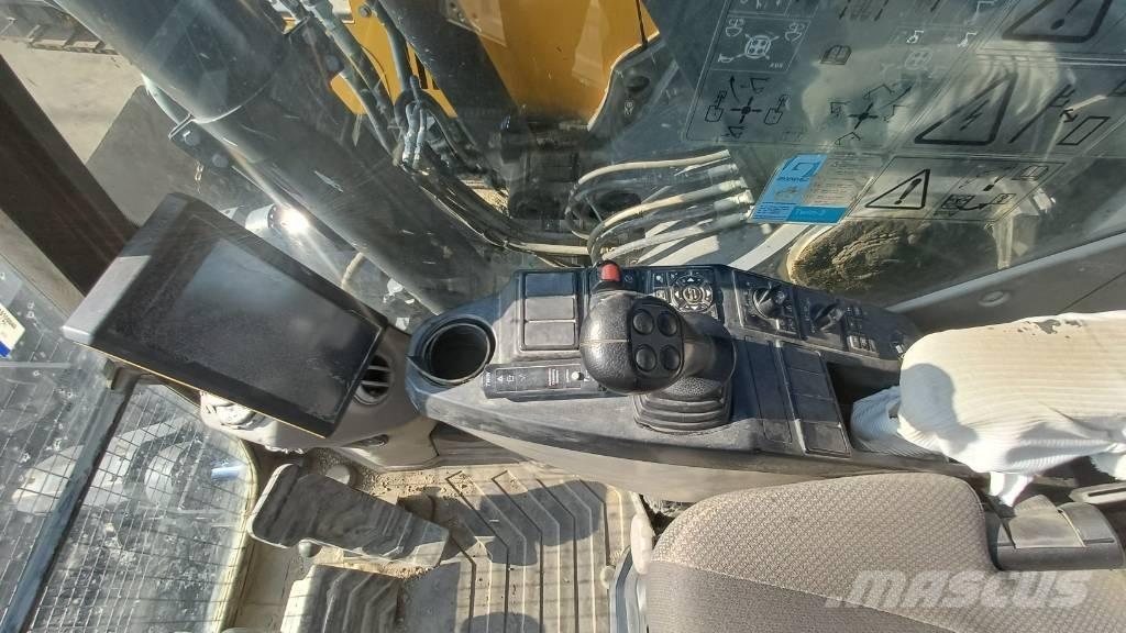 Volvo ECR 235 EL Kāpurķēžu ekskavatori