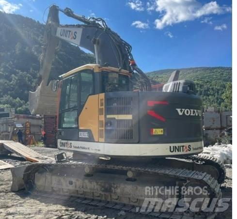 Volvo ECR 235 EL Kāpurķēžu ekskavatori