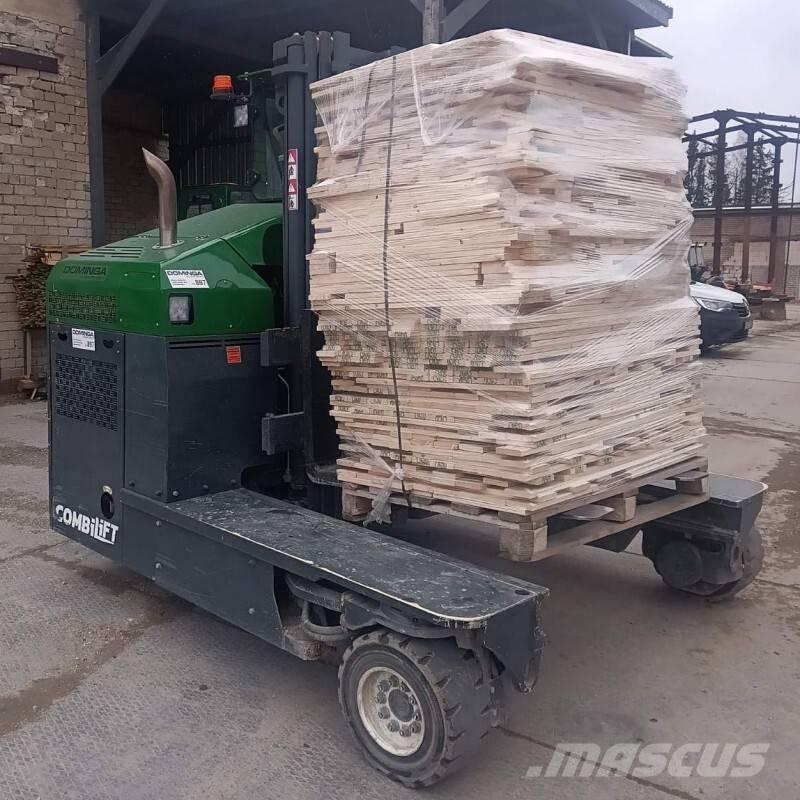 Combilift C 4000 MK4 Četru virzienu krāvēji