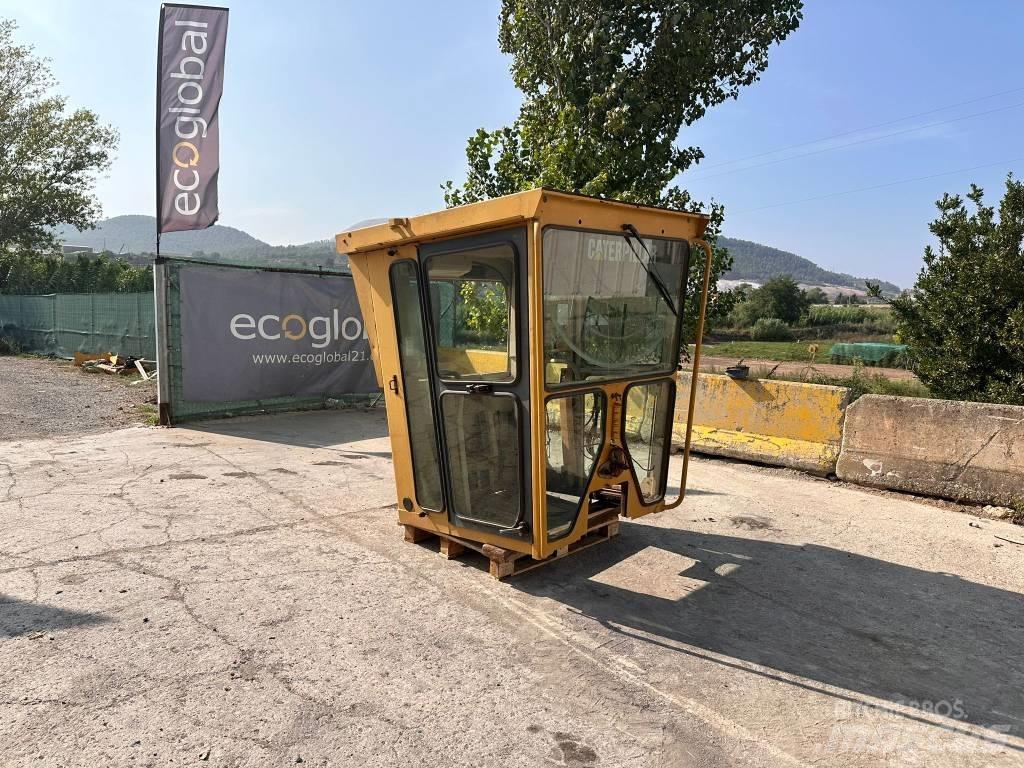 CAT 140 H Kabīnes un interjers