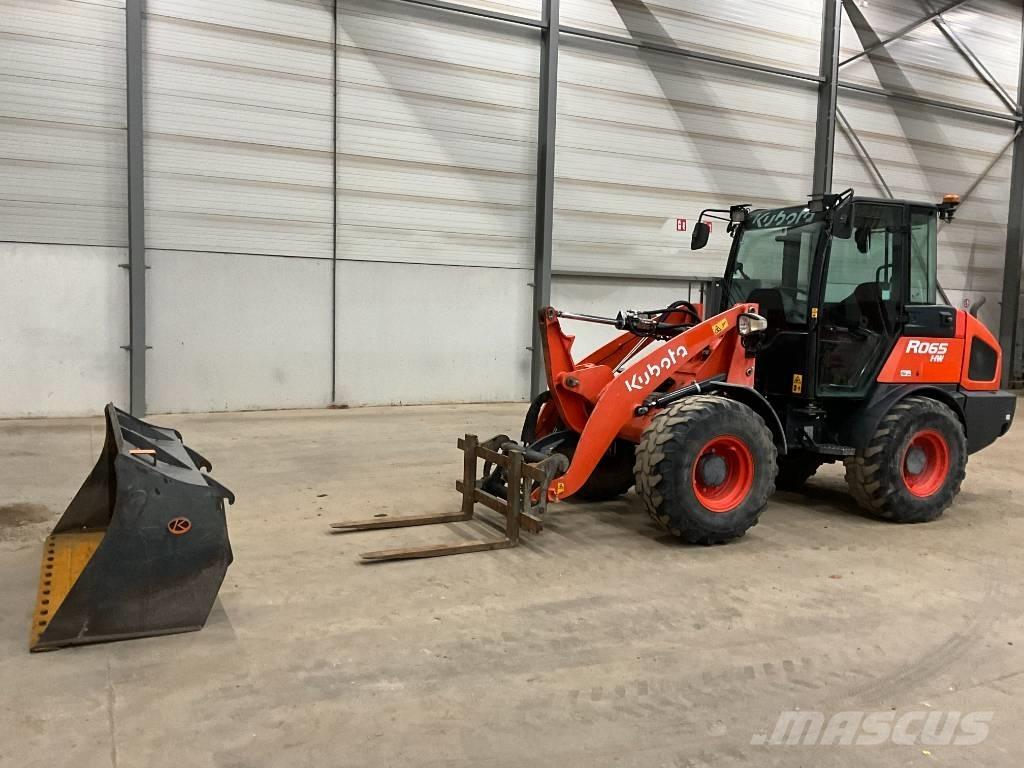 Kubota R 065 Iekrāvēji uz riteņiem