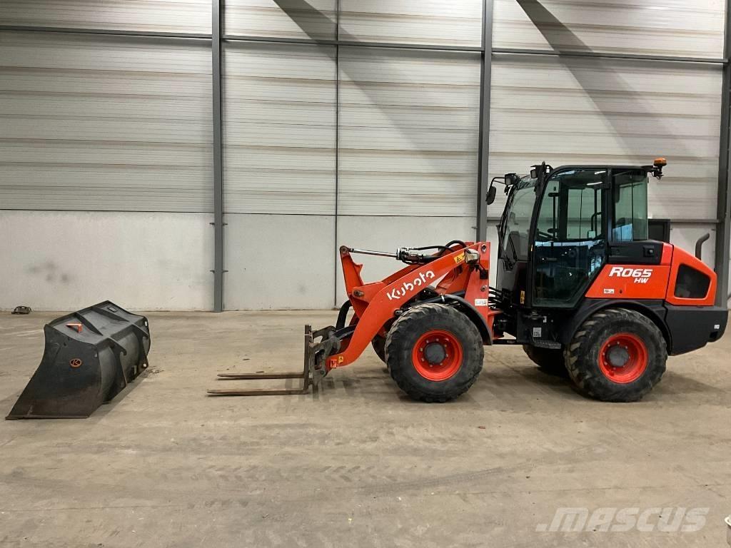 Kubota R 065 Iekrāvēji uz riteņiem