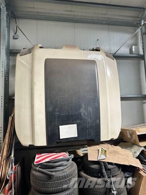 Terex TA300 Artikulētie pašizgāzēji