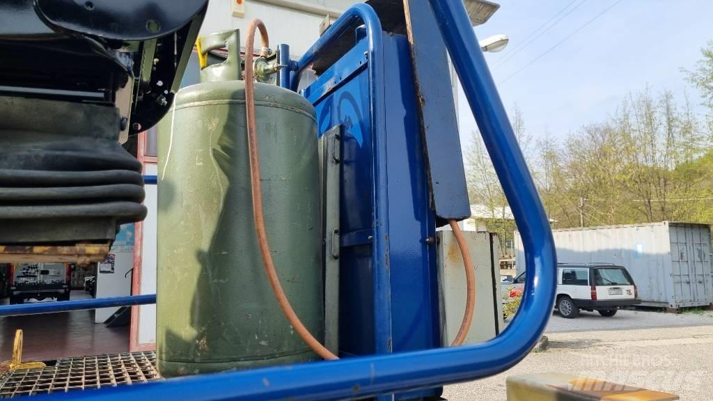 Marini MF 322 Asfalta klājēji