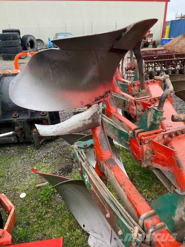 Kverneland modell E Maiņvērsējarkli