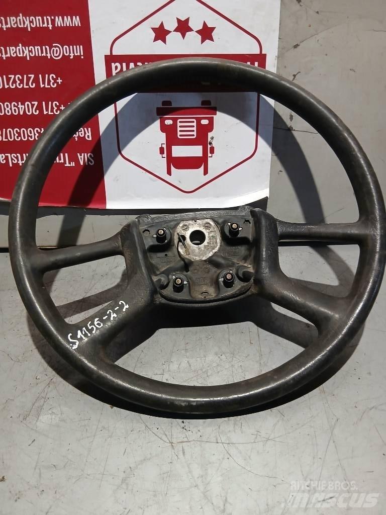 Scania R 420    1435914 Kabīnes un interjers