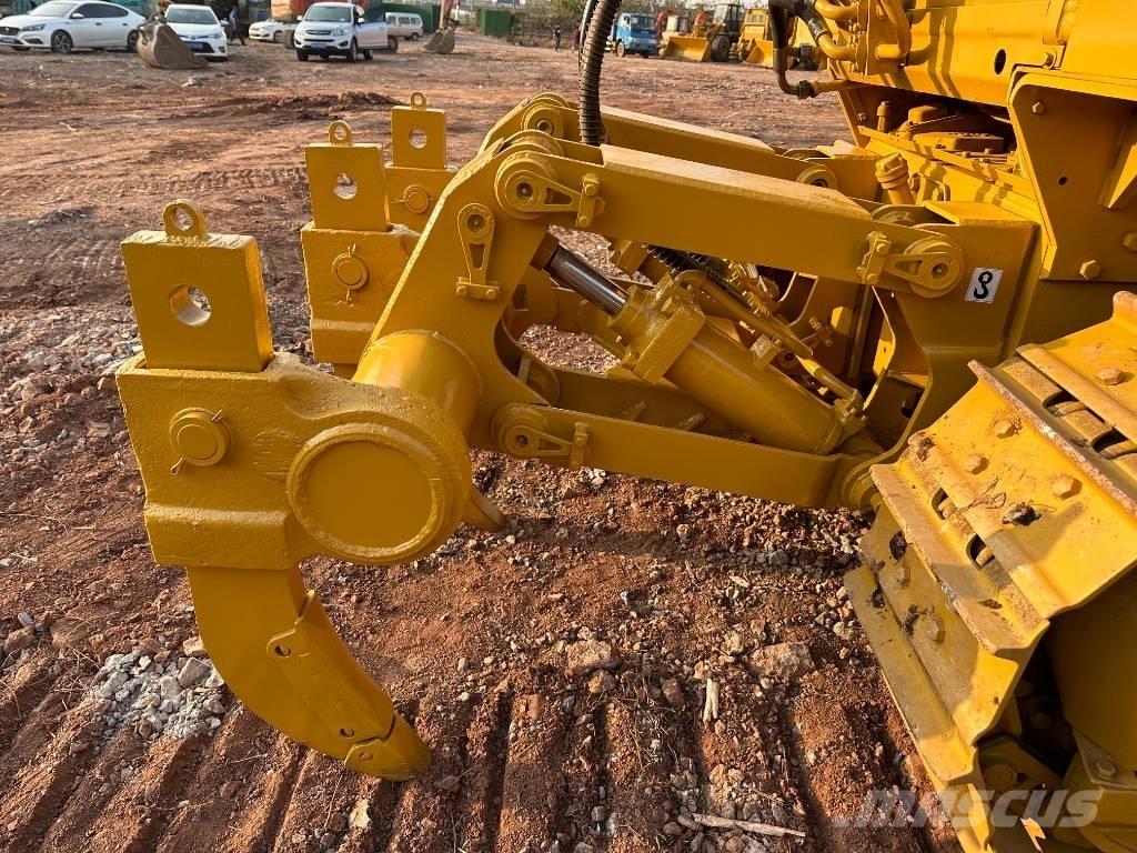 CAT D6G Kāpurķēžu buldozeri