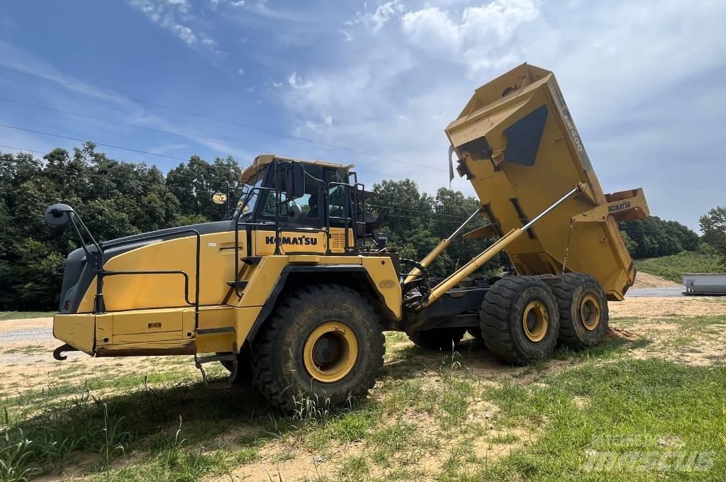 Komatsu HM 400 Artikulētie pašizgāzēji