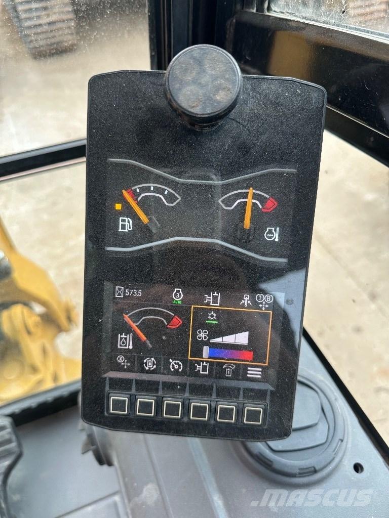 CAT 302 Mini ekskavatori < 7 t