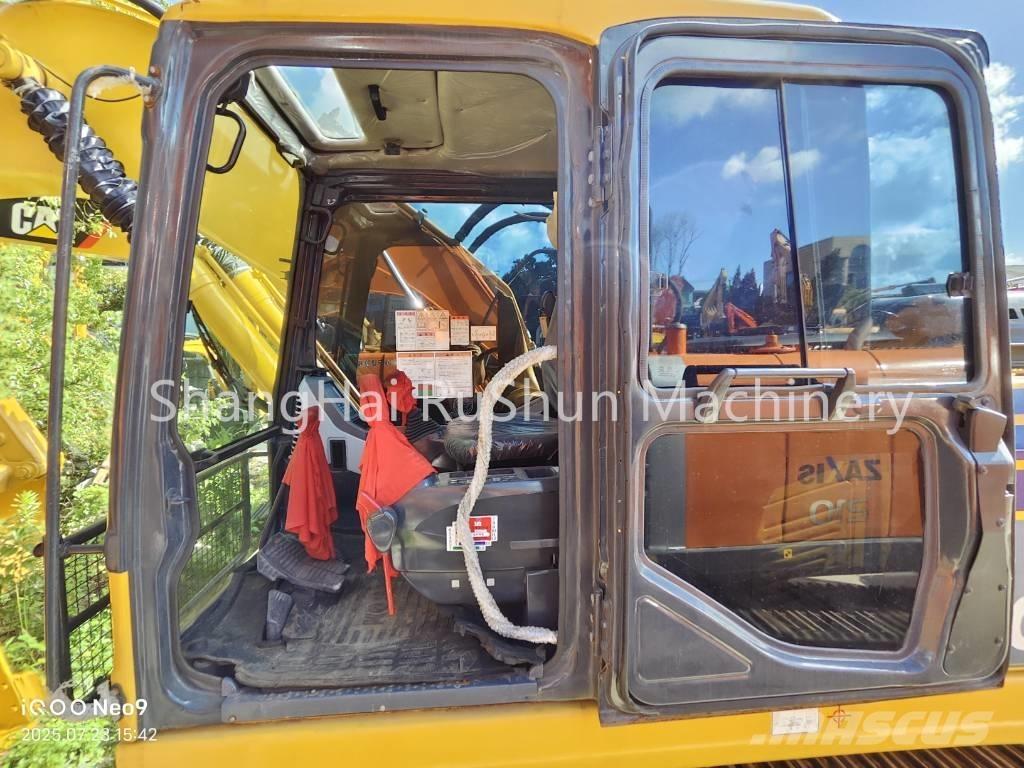 Komatsu 220-7 Kāpurķēžu ekskavatori