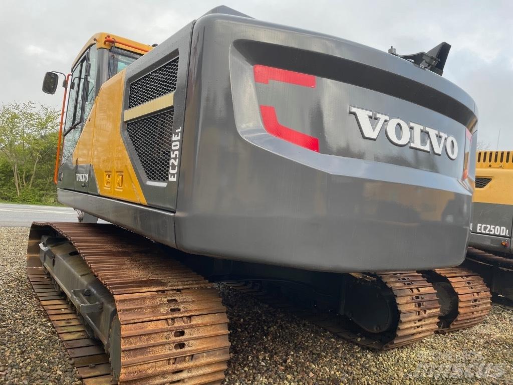 Volvo EC250EL Kāpurķēžu ekskavatori