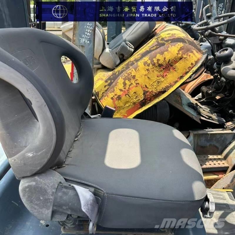 Toyota FGZN20 Tehnika ar dīzeļa dzinēju