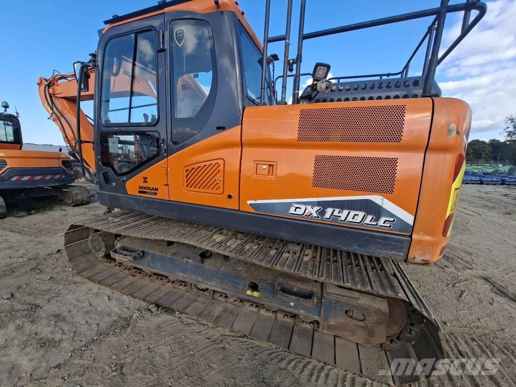 Doosan DX140LC-7 Kāpurķēžu ekskavatori