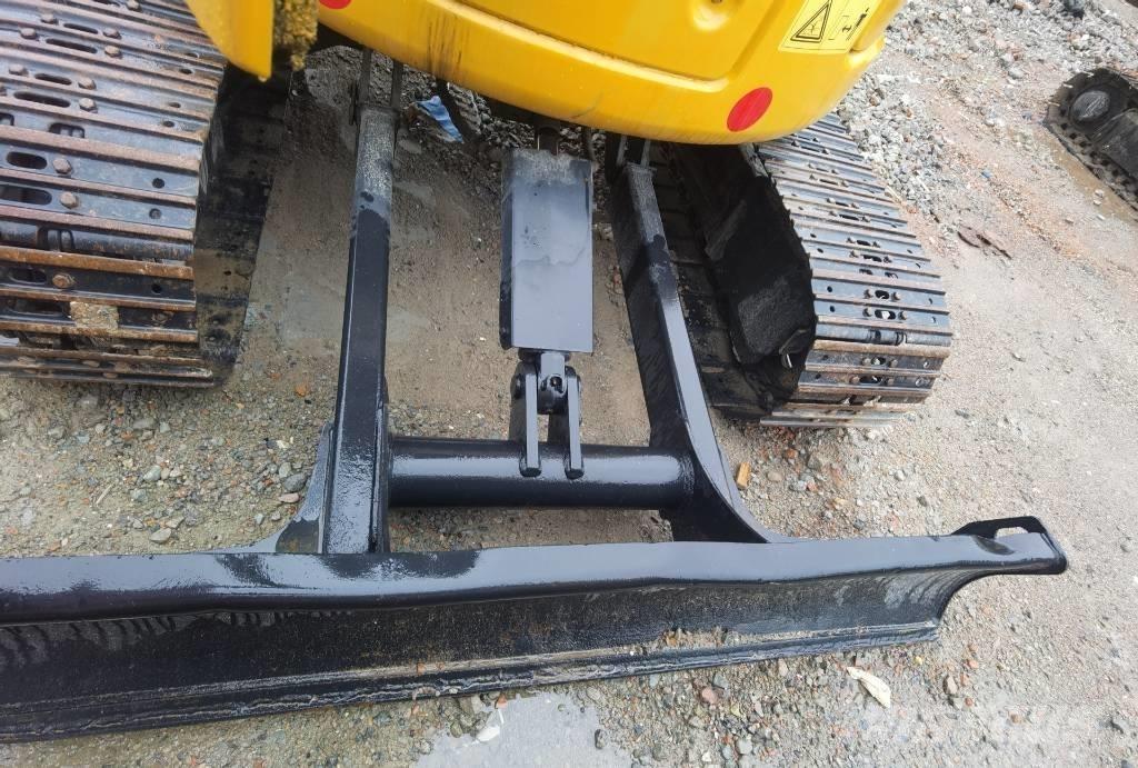 CAT 303.5 E CR Mini ekskavatori < 7 t