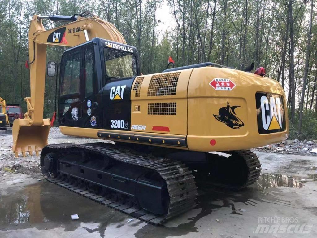 CAT 320D2 Kāpurķēžu ekskavatori