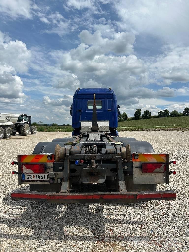 Scania R500 Treileri ar āķi