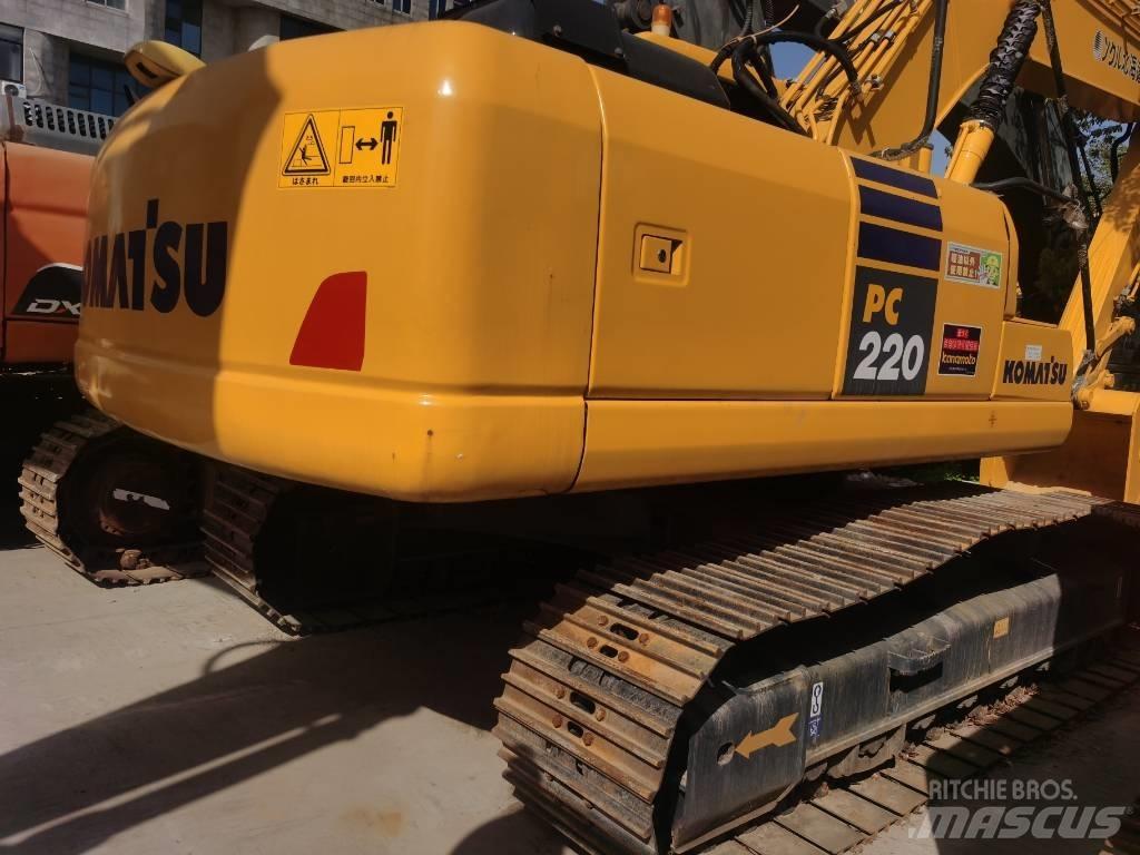 Komatsu PC 220-7 Kāpurķēžu ekskavatori