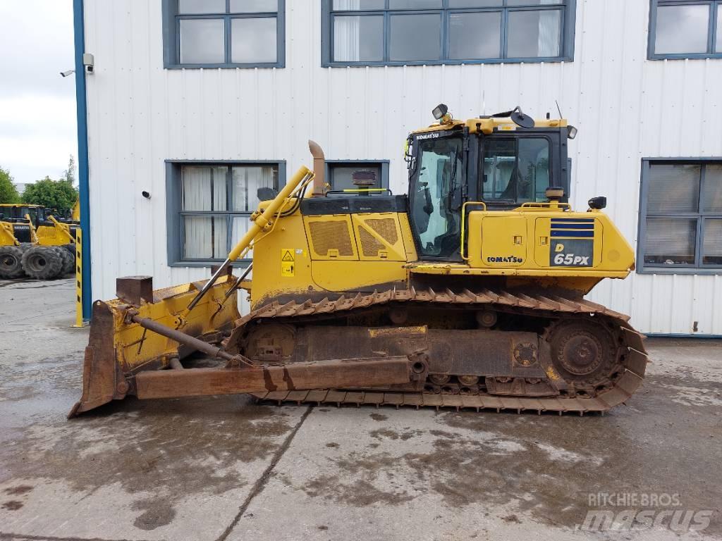 Komatsu D65PX-18 Kāpurķēžu buldozeri