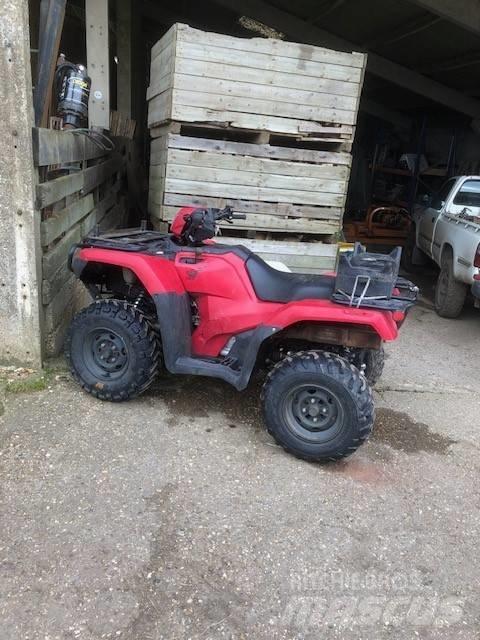 Honda TRX 520 FA6 Visurgājēji