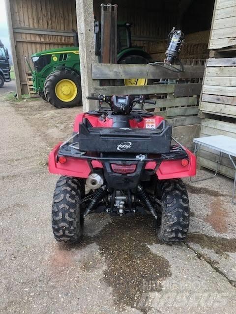 Honda TRX 520 FA6 Visurgājēji