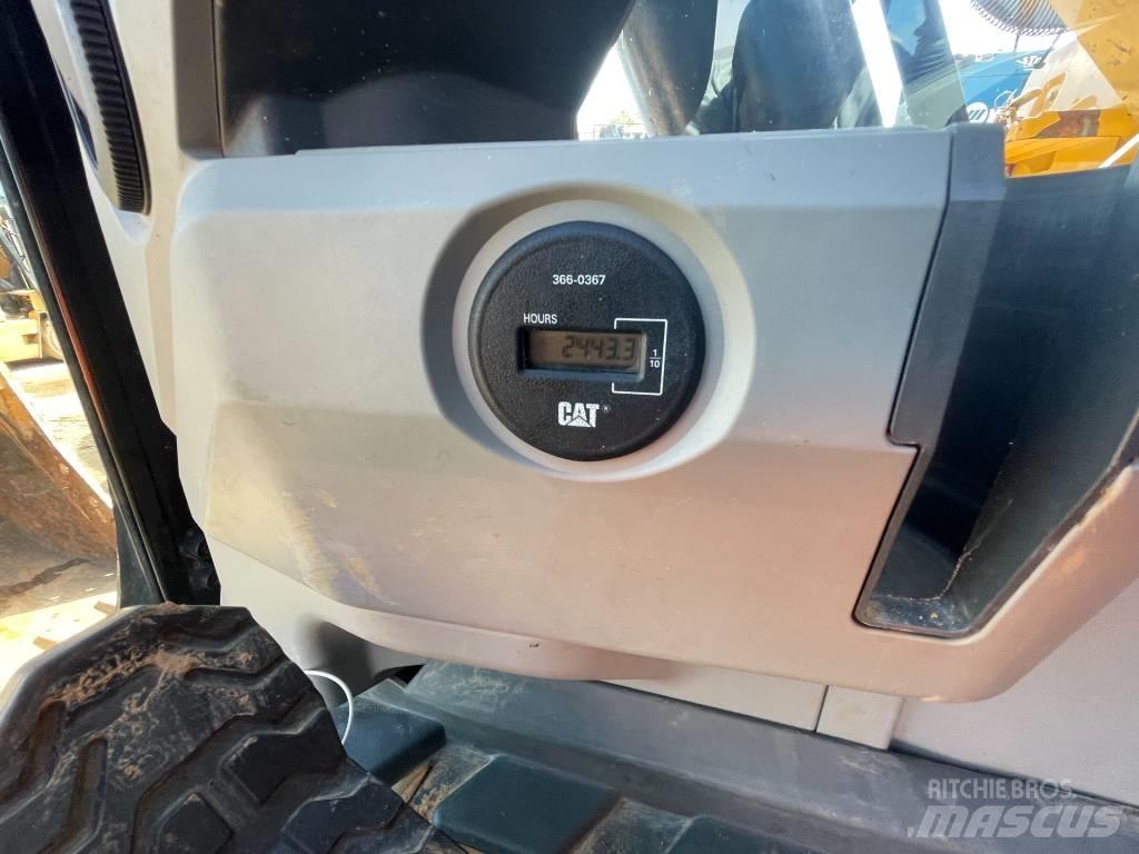 CAT 320fl Kāpurķēžu ekskavatori