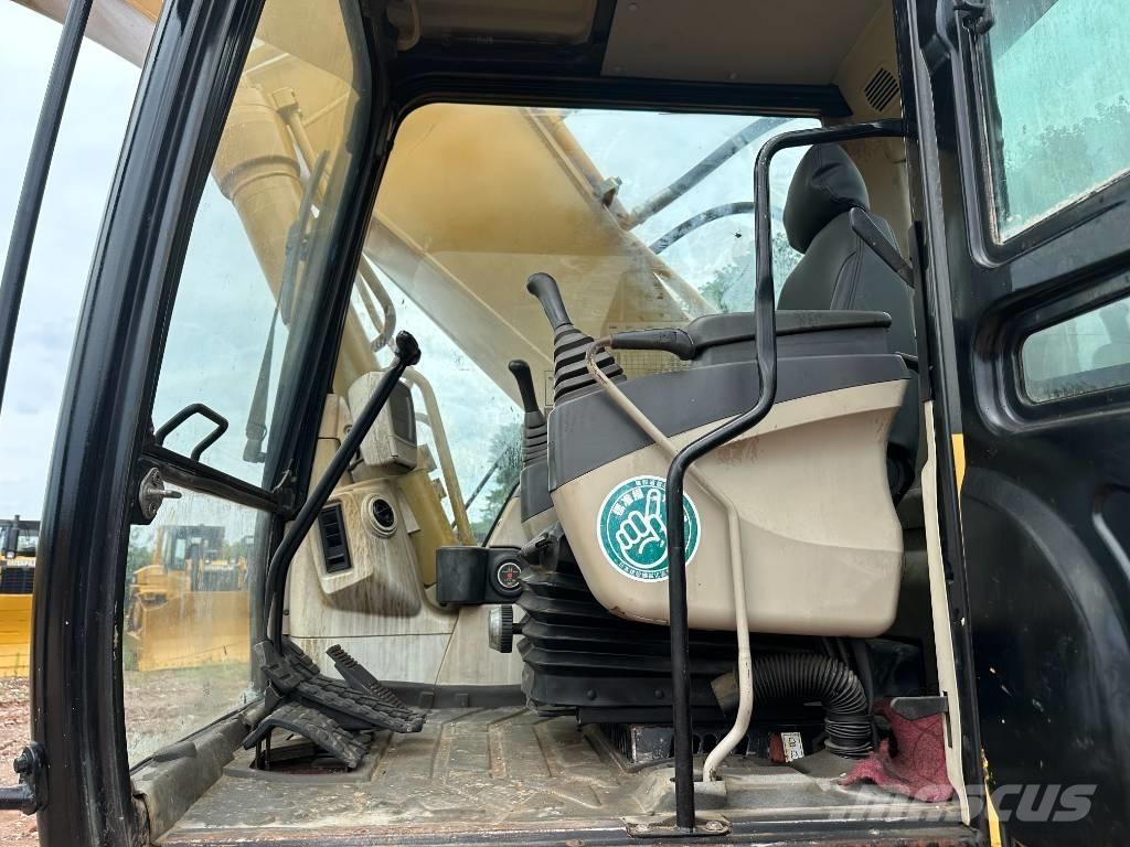 CAT 330 CL Kāpurķēžu ekskavatori